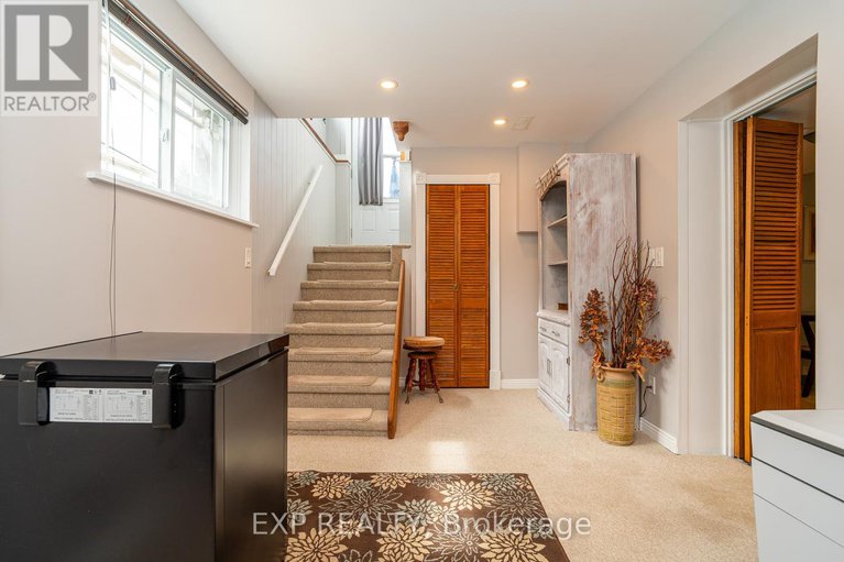 28844874/1828-lorraine-avenue/urbandale-acres/ottawa/ontario/K1H6Z8_35