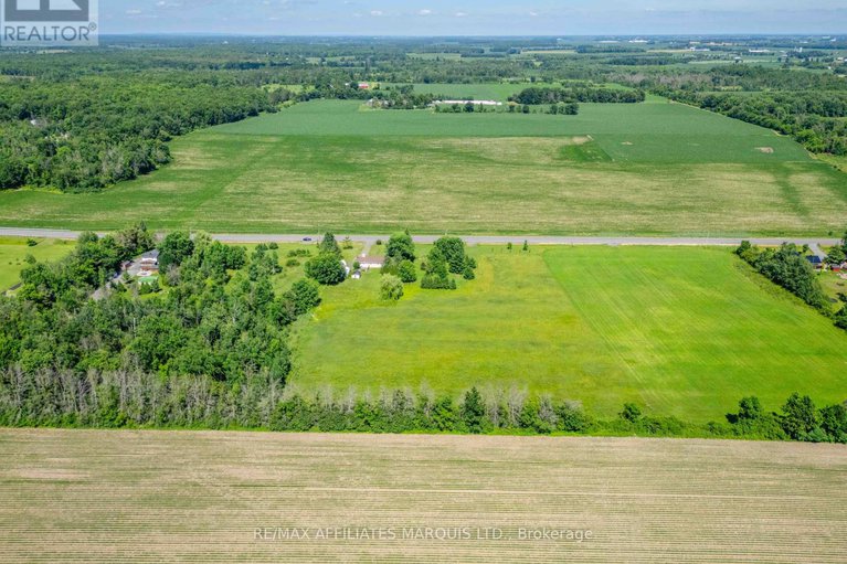 28606339/5058-johnson-road/south-glengarry-charlottenburgh-twp/south-glengarry/ontario/K0C2J0_45