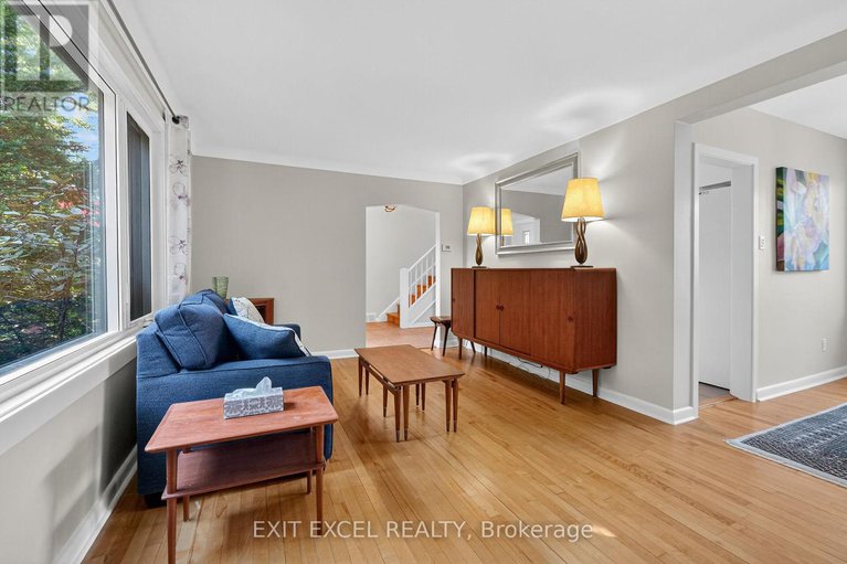 28937758/799-quinlan-road/elmvale-acres/ottawa/ontario/K1G1R8_9
