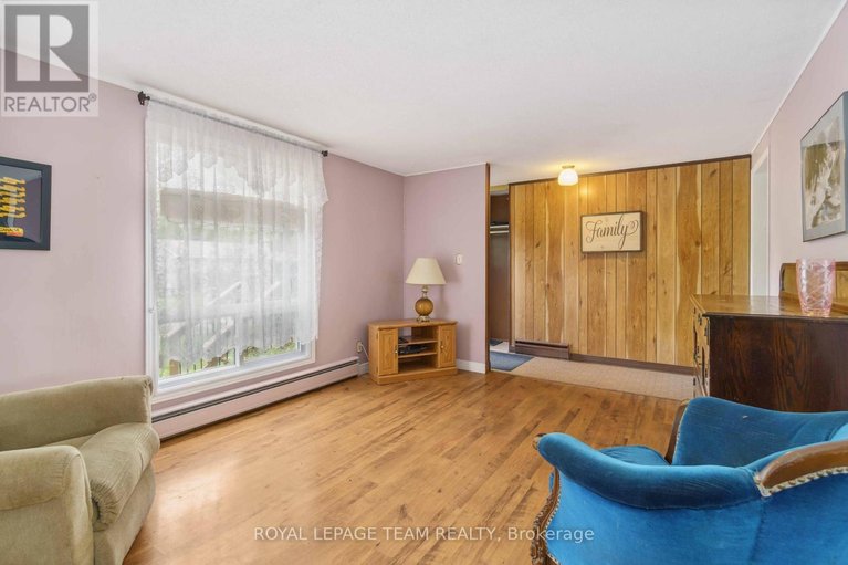 29543006/307-dodson-street/kemptville/north-grenville/ontario/K0G1J0_4