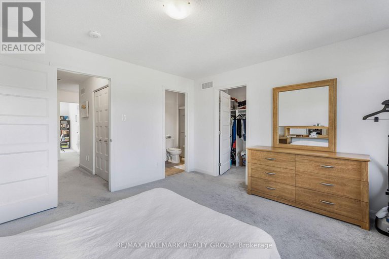 29396026/132-turquoise-street/clarencerockland-twp/clarence-rockland/ontario/K4K0L6_17