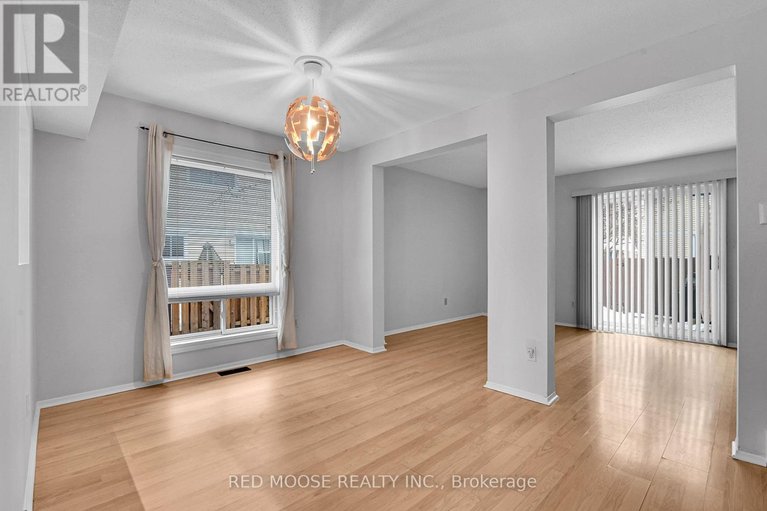 29480001/1983-greenvale-lane/chateauneuf/ottawa/ontario/K1C6E4_14