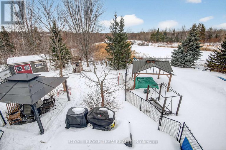 29436864/528-bryce-place/stittsville-north/ottawa/ontario/K2S0N2_40