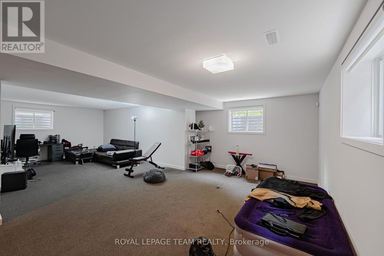 28358641/935-atrium-ridge/riverside-southgloucester-glen/ottawa/ontario/K4M0N9_46