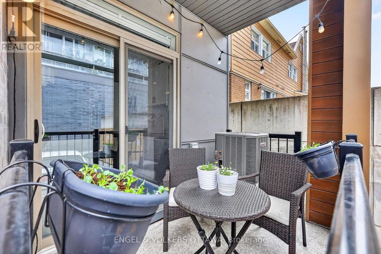 29677930/a-192-forward-avenue/mechanicsville/ottawa/ontario/K1Y4H2_27