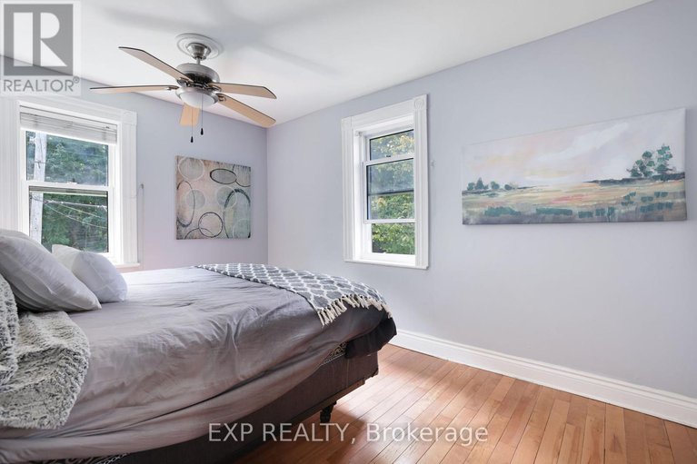 28899628/55-division-street-n/mcnabbraeside-twps/mcnabbraeside/ontario/K7S3B9_18