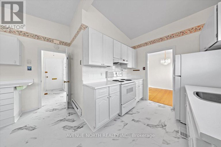 29292329/24-parkmount-crescent/sheahan-estatestrend-village/ottawa/ontario/K2H5T4_13