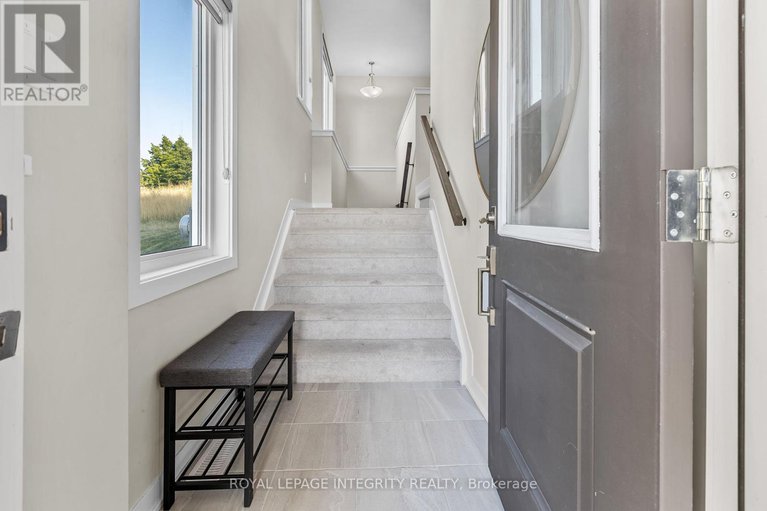 28655878/432-appalachian-circle/half-moon-bay/ottawa/ontario/K2J6X4_11