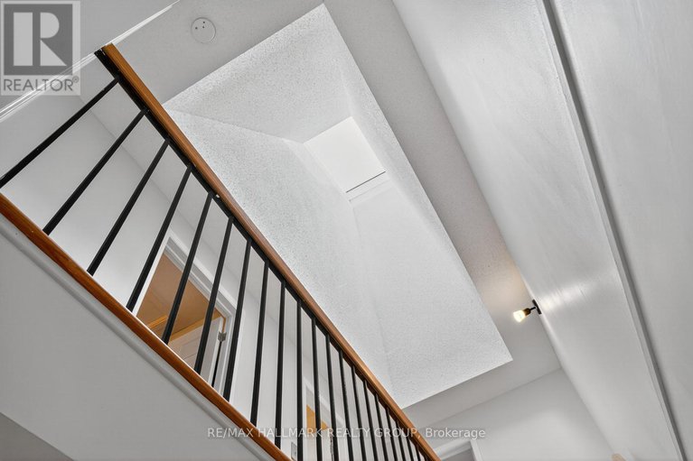 29360556/b-6746-jeanne-darc-boulevard-n/convent-glen-north/ottawa/ontario/K1C6E9_27