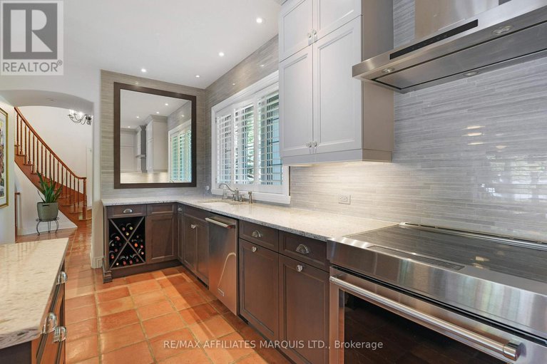 29435969/20562-old-montreal-road/lancaster/south-glengarry/ontario/K0C2C0_10