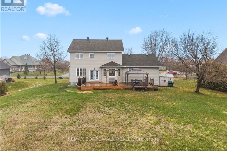 29613585/8044-craig-farm-drive/metcalfe/ottawa/ontario/K0A2P0_40