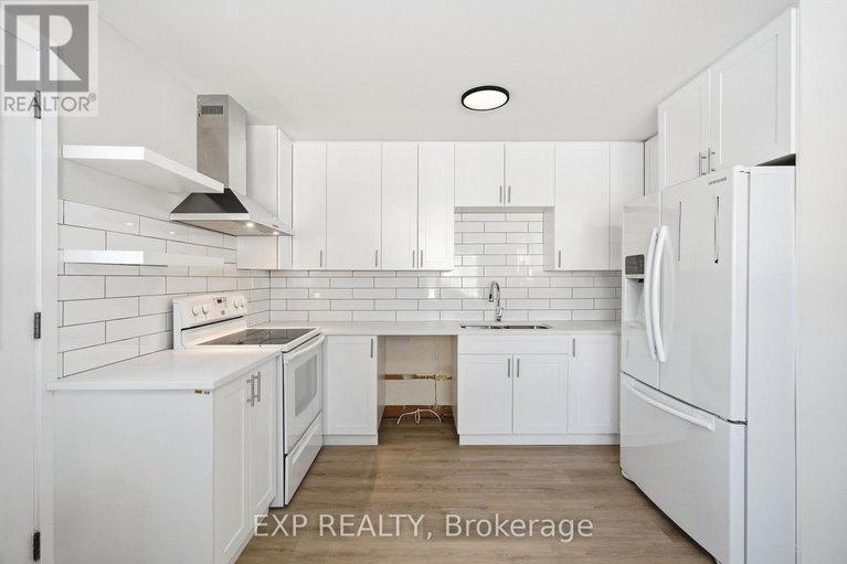 29215981/2158-fillmore-crescent/beacon-hill-north/ottawa/ontario/K1J6A4_15