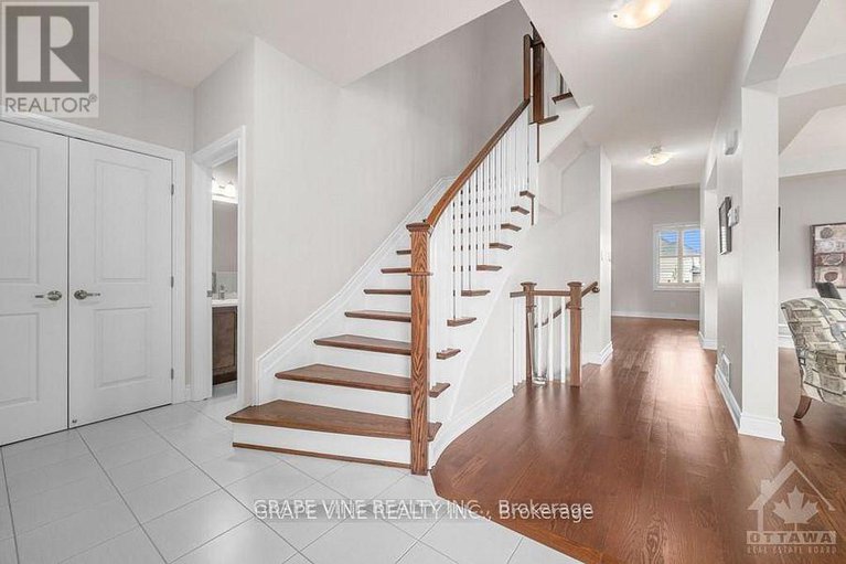 28174412/862-oat-straw-way/leitrim/ottawa/ontario/K1T0M2_4