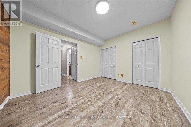 28577530/512-reardon-private/heron-gateindustrial-park/ottawa/ontario/K1V2L1_20