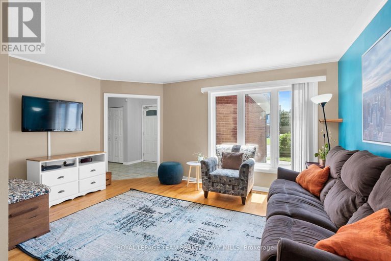 28573380/607-tourelle-drive/fallingbrookgardenway-south/ottawa/ontario/K4A3H5_8