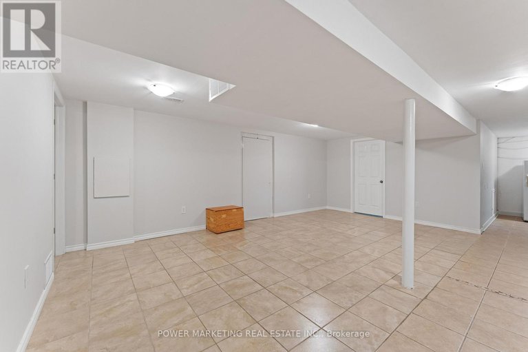 29083231/2372-riley-avenue/queensway-terrace-southridgeview/ottawa/ontario/K2C1J9_18