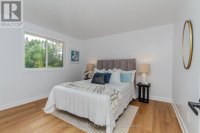 28774886/1796-saunderson-drive/elmvale-acres/ottawa/ontario/K1G2C2_21