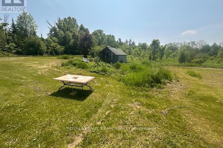 28461205/5296-panmure-road/pakenham/mississippi-mills/ontario/K0A2X0_10