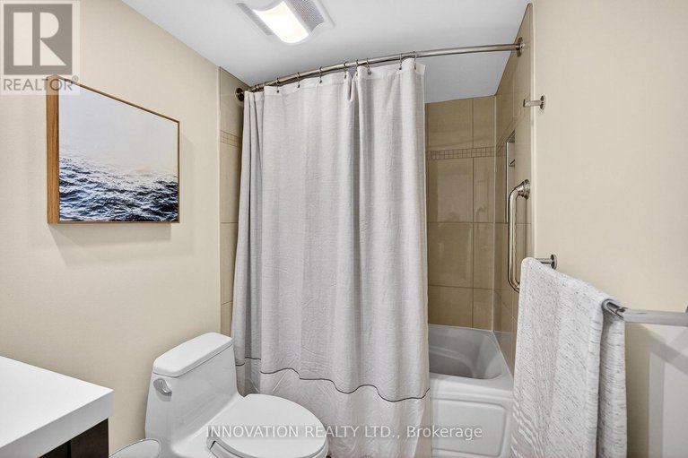 29525639/204-30-charlevoix-street/vanier/ottawa/ontario/K1L8K5_33