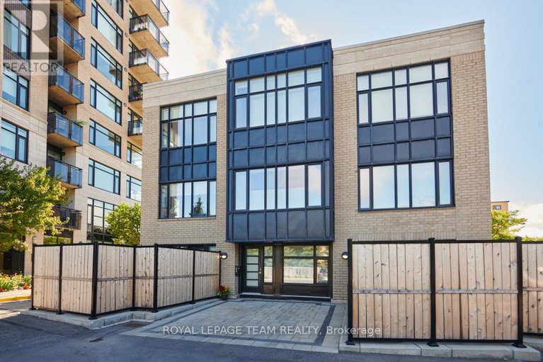 28815595/7-775-richmond-road-n/woodroffe/ottawa/ontario/K2A0G7_1