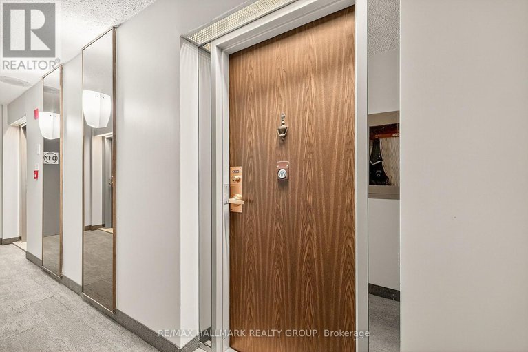 29029131/1702-1195-richmond-road/woodroffe/ottawa/ontario/K2B8E4_5