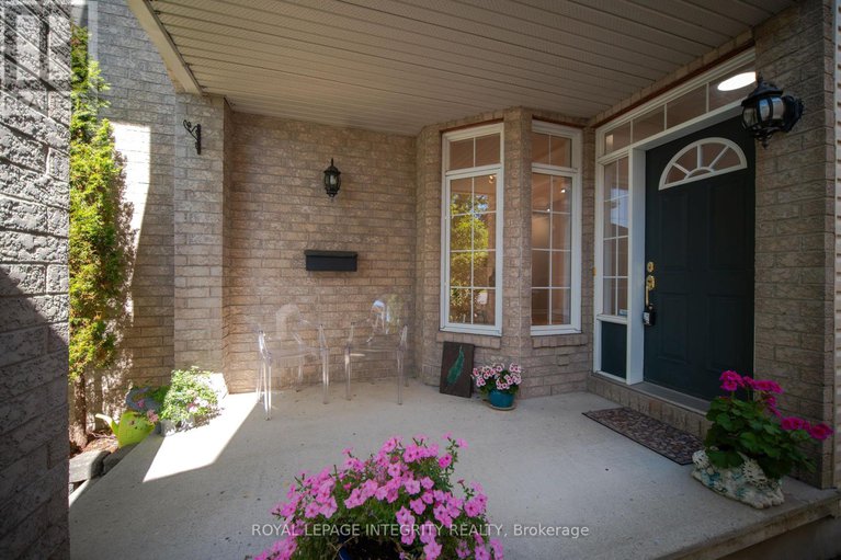 28879504/141-steeple-chase-drive/bridlewood/ottawa/ontario/K2M2Z5_4