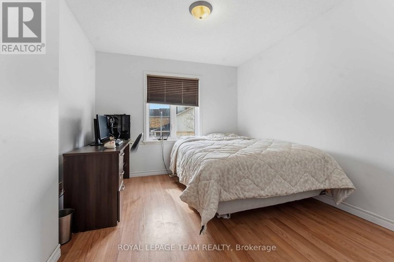 29541390/136-calaveras-avenue/longfields/ottawa/ontario/K2J5K4_15