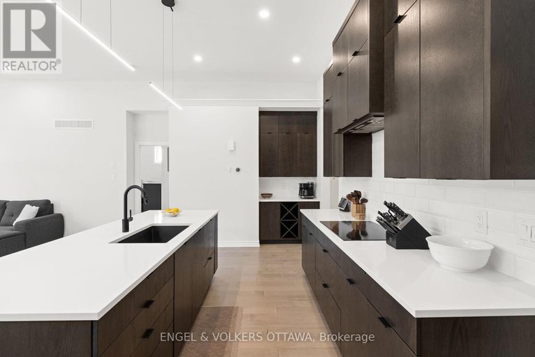 28785703/209-blackhorse-drive/north-grenville-twp-kemptville-south/north-grenville/ontario/K0G1J0_8
