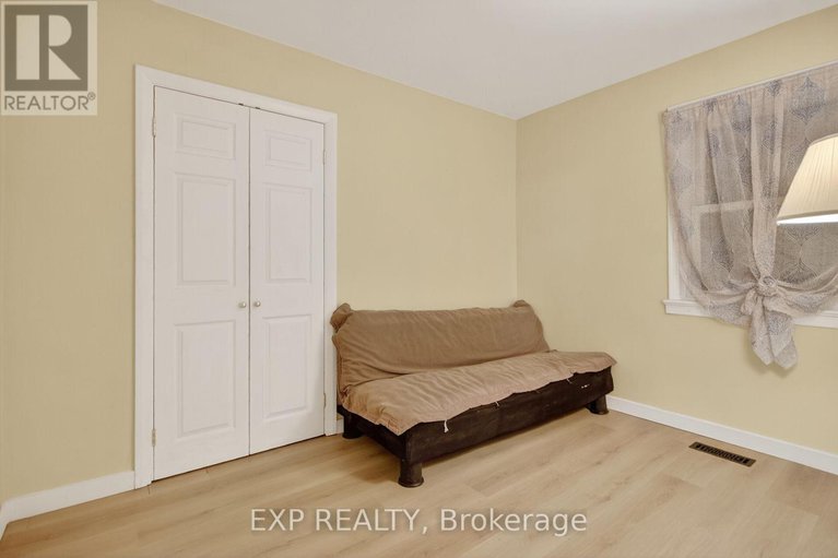 29318252/41-hwy-5-w-street/morrisburg/south-dundas/ontario/K0C1X0_12