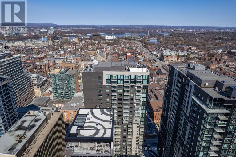 29589392/308-180-george-street/lower-townbyward-market/ottawa/ontario/K1N0G8_19