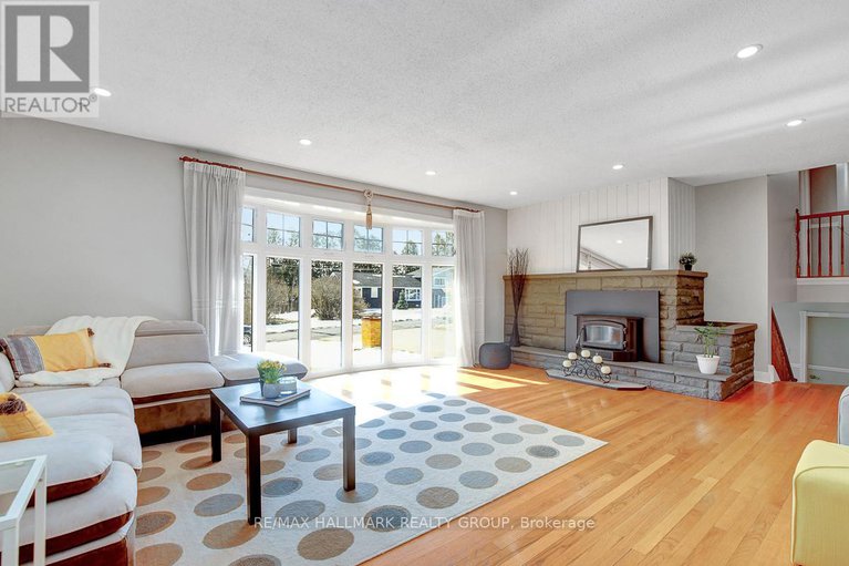 28145884/17-brigade-avenue/stittsville-south/ottawa/ontario/K2S1J5_12