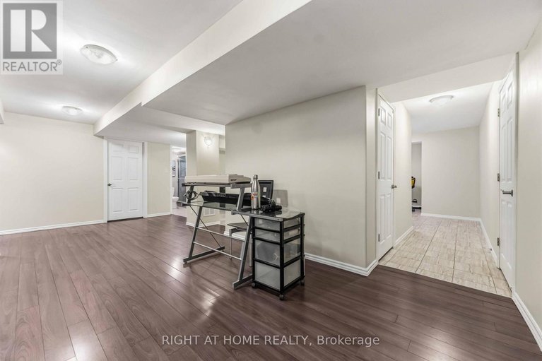29683852/38-penrith-street/morgans-grantsouth-march/ottawa/ontario/K2W1E5_37