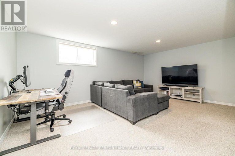 28279532/200-eye-bright-crescent/riverside-southgloucester-glen/ottawa/ontario/K1V2K6_31