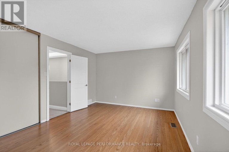 29684609/34-dignard-street/embrun/russell/ontario/K0A1W1_28