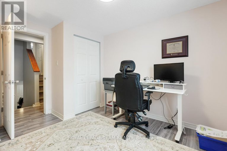 29256594/52-alison-korn-private/bells-corners/ottawa/ontario/K2H8M6_24