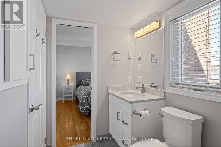 29671647/403-1-columbus-avenue/overbrook/ottawa/ontario/K1K4L1_22