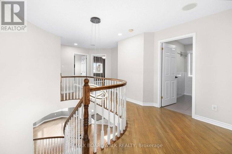 29430897/2128-rexton-street/avalon-east/ottawa/ontario/K4A4K7_24