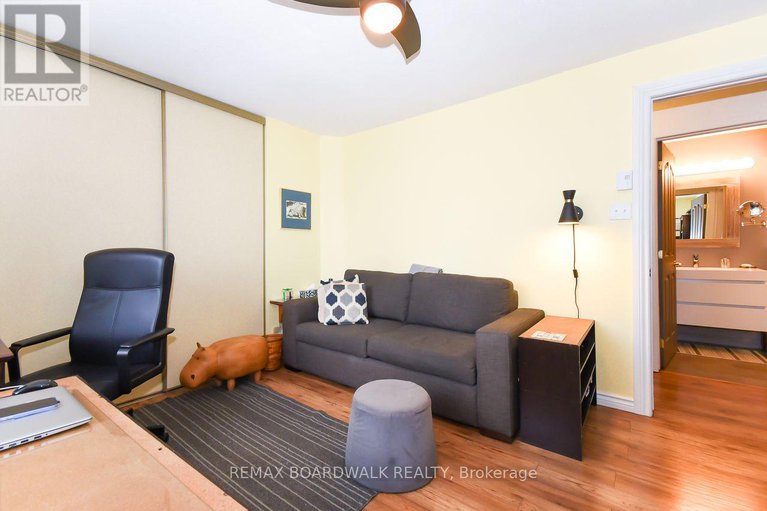 29263672/418-260-brittany-drive/viscount-alexander-park/ottawa/ontario/K1K4M2_30