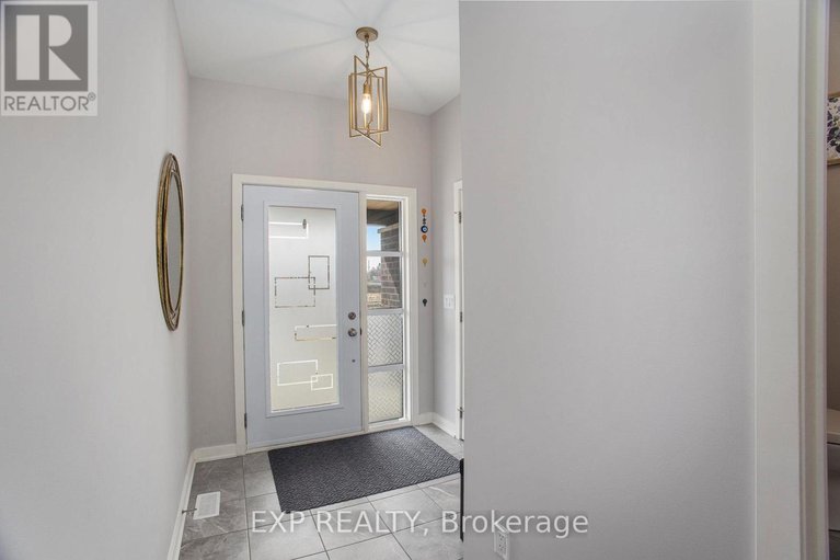 29526070/1022-lunar-glow-crescent/riverside-southgloucester-glen/ottawa/ontario/K4M0J9_4