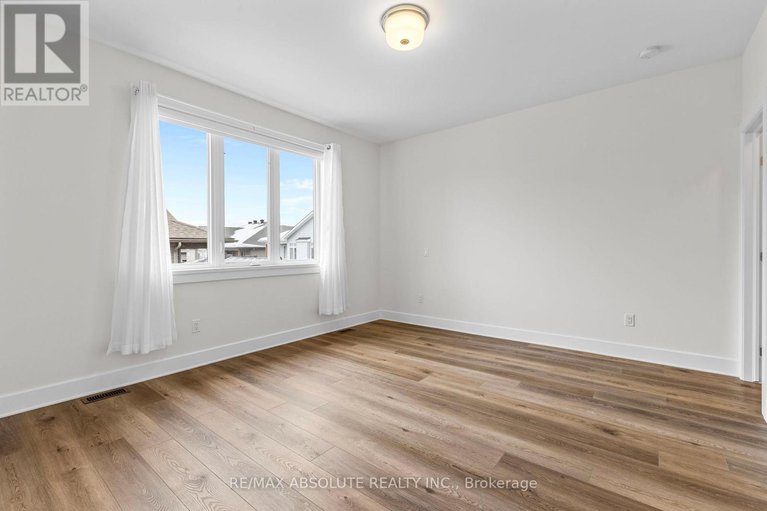 29116577/150-johanna-street/almonte/mississippi-mills/ontario/K0A1A0_16