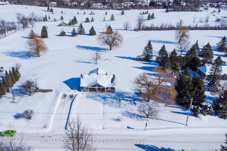 29366058/4645-mcneely-rd-road/sarsfieldbearbrook/ottawa/ontario/K4B1J1_31