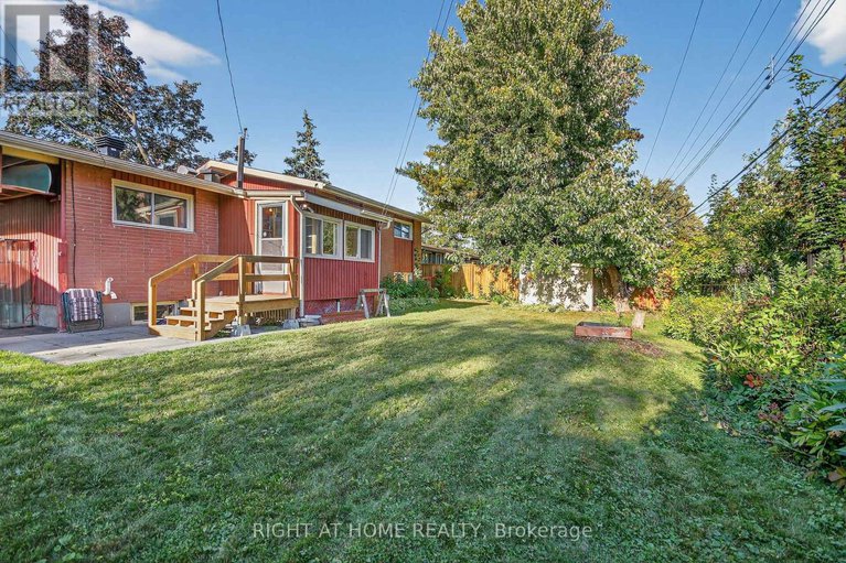 28954336/6-higwood-drive/borden-farmstewart-farmcarleton-heightsparkwood-hills/ottawa/ontario/K2E5K7_33