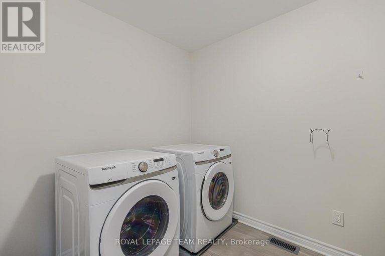 29446143/608-enclave-lane/town-of-rockland/clarence-rockland/ontario/K4K0M8_85