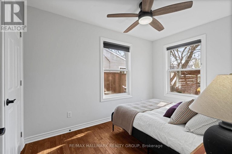 29614829/924-fisher-avenue/carlington/ottawa/ontario/K1Z6P4_16