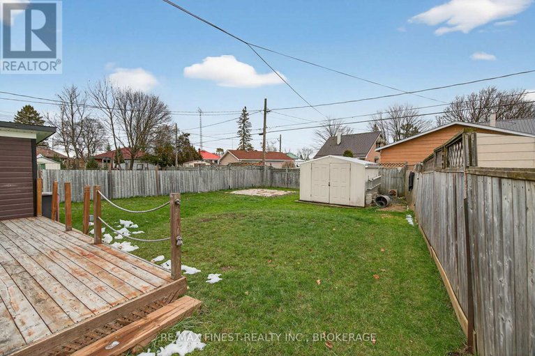 29253949/105-salisbury-avenue/brockville/brockville/ontario/K6V2T6_27