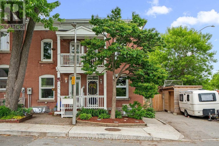 28880147/2-lower-charlotte-street/lower-town/ottawa/ontario/K1N8K1_1