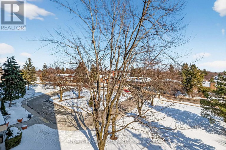 29403239/403-2400-virginia-dr-drive/urbandale-acres/ottawa/ontario/K1H8L3_34