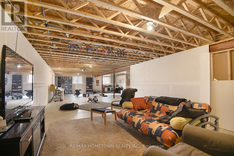 29202431/9145-county-road-6-road/augusta-twp/augusta/ontario/K0G1R0_30