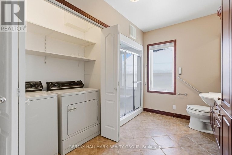 29286684/521-nelson-street-w/hawkesbury/ontario/K6A2K3_22