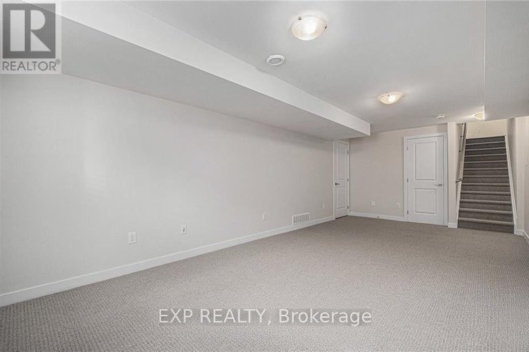 29173643/112-patchell-place/north-grenville-twp-kemptville-south/north-grenville/ontario/K0G1N0_26